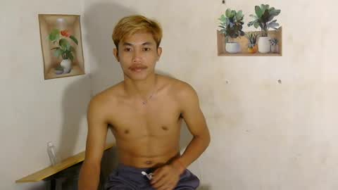 Snapshot of urasian_jomarie chatting on July 12, 12:07 pm urasian_jomarie online show from July 12, 12:07 pm