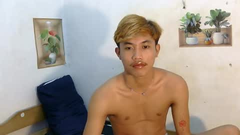 Snapshot of urasian_jomarie chatting on August 2, 4:05 pm urasian_jomarie online show from August 2, 4:05 pm