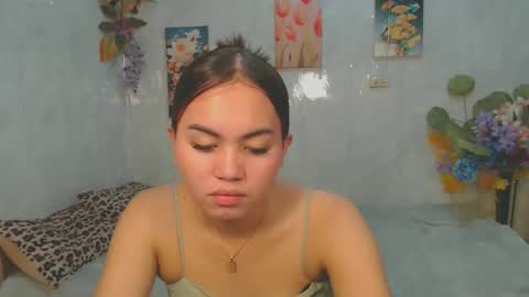 urasian_kat online show from April 27, 7:56 pm