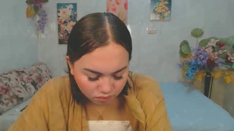urasian_kat online show from May 1, 3:44 am