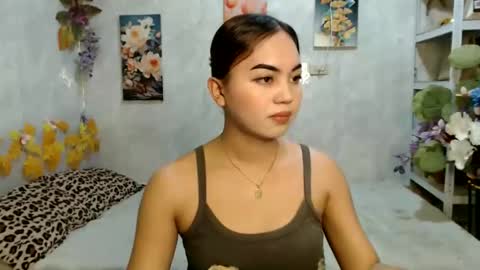 Snapshot of urasian_kat chatting on June 8, 7:53 am urasian_kat online show from June 8, 7:53 am