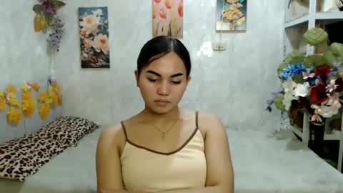 Snapshot of urasian_kat chatting on June 11, 3:04 am urasian_kat online show from June 11, 3:04 am