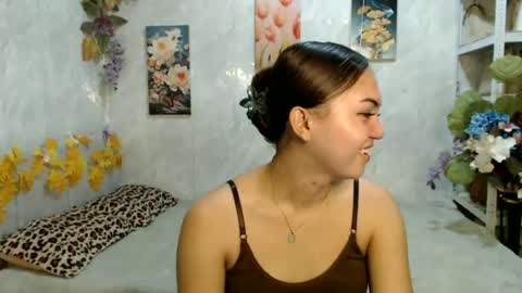 Snapshot of urasian_kat chatting on June 14, 2:46 am urasian_kat online show from June 14, 2:46 am