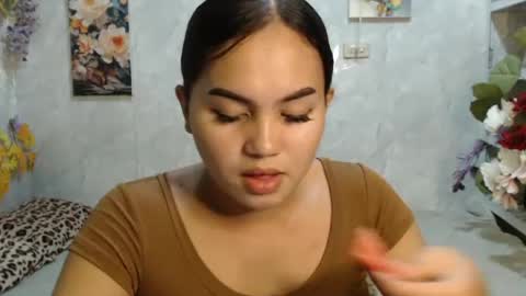 Snapshot of urasian_kat chatting on July 14, 12:11 pm urasian_kat online show from July 14, 12:11 pm