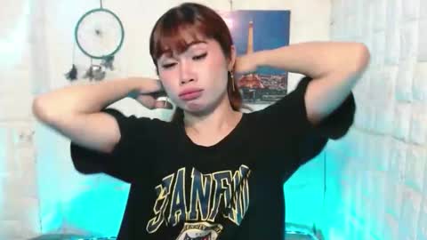 Snapshot of urasian_khalifa21 chatting on March 25, 4:46 pm Shirley online show from March 25, 4:46 pm