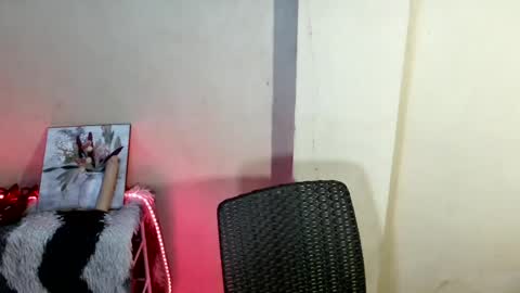 urasian_mary online show from April 24, 5:04 pm
