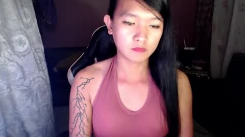 NEWRA  ALLISON online show from February 25, 1:17 pm