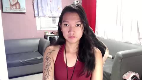 NEWRA  ALLISON online show from September 20, 1:39 am