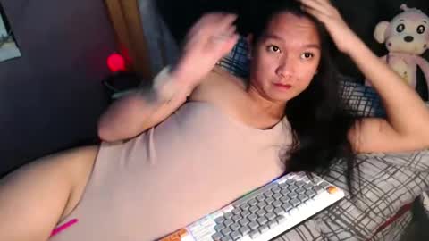 NEWRA  ALLISON online show from February 23, 7:50 am