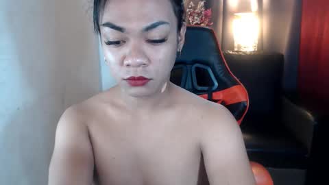 Olivia online show from January 1, 7:53 pm