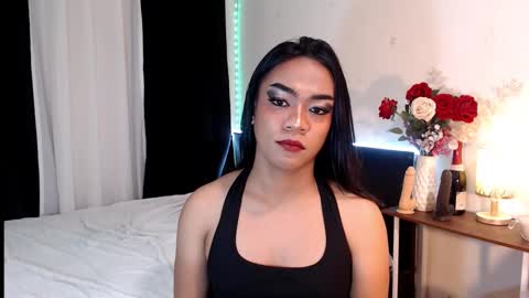 Olivia online show from February 26, 7:05 pm