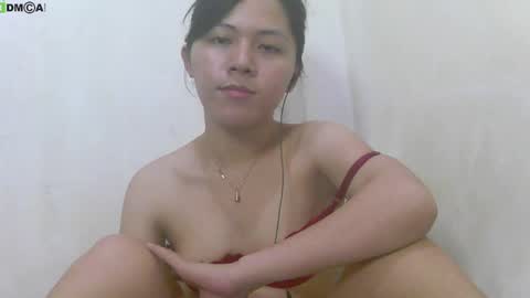 Snapshot of urasianlover69x chatting on December 27, 9:43 pm rai online show from December 27, 9:43 pm