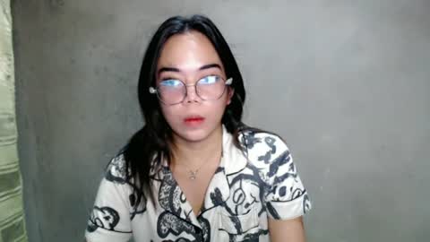 Snapshot of urbabydollx16 chatting on June 24, 6:40 pm urbabydollx16 online show from June 24, 6:40 pm