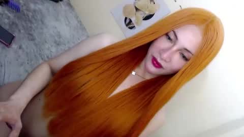 Snapshot of urbabyhot_gurl chatting on June 8, 5:02 pm QUEEN ANGEL online show from June 8, 5:02 pm