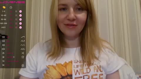 Snapshot of urbadkitty chatting on December 7, 4:58 pm urbadkitty online show from December 7, 4:58 pm