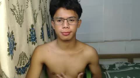 Snapshot of urbbyjosh chatting on December 19, 12:34 pm joshua online show from December 19, 12:34 pm