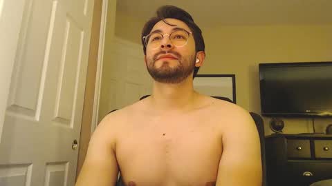 Snapshot of urbonbon_3 chatting on November 16, 12:49 am Love ur Marshmellow online show from November 16, 12:49 am