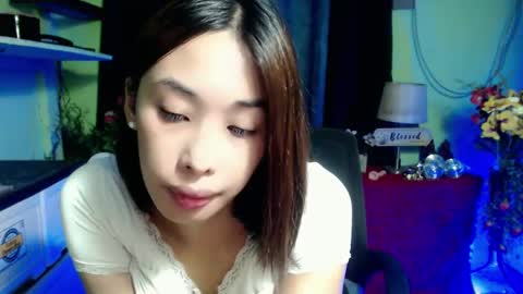 urcrushnextdoor_ online show from December 23, 9:16 am