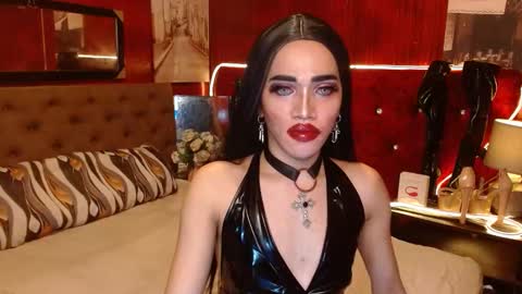 Snapshot of urcumgirlasiants chatting on December 9, 10:22 am KENDALL online show from December 9, 10:22 am