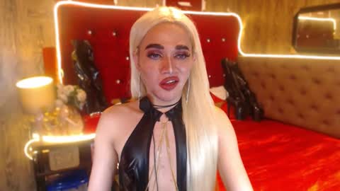 Snapshot of urcumgirlasiants chatting on January 16, 3:02 pm KENDALL online show from January 16, 3:02 pm