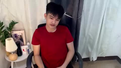 Snapshot of urcutiemikko chatting on April 8, 3:56 pm urcutiemikko online show from April 8, 3:56 pm