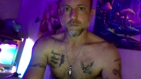 urdaddy875867 online show from December 28, 5:02 am