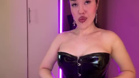 Margo online show from October 19, 6:03 am