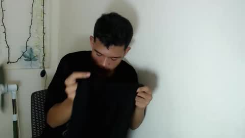 urdreamboy_clarin online show from November 28, 9:50 pm