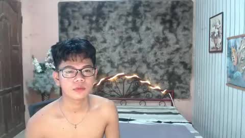 Snapshot of urdreamboy_doms chatting on July 22, 5:21 am urdreamboy_doms online show from July 22, 5:21 am