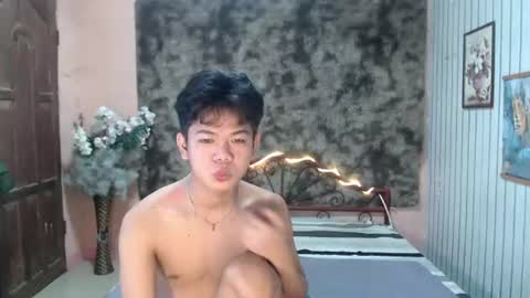 Snapshot of urdreamboy_doms chatting on August 5, 12:57 am urdreamboy_doms online show from August 5, 12:57 am