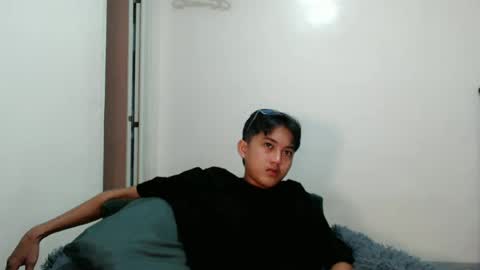 urdreamboy_prince online show from June 12, 7:02 pm