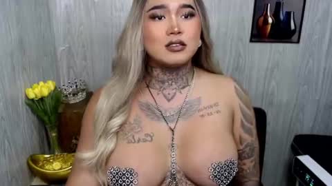 Snapshot of urfabtattooqueen chatting on July 9, 4:44 pm Maxxie online show from July 9, 4:44 pm