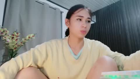 urfave_bbgirl online show from February 10, 11:25 am