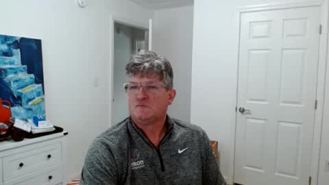 Snapshot of urfavteach50 chatting on December 17, 8:15 pm Gregor online show from December 17, 8:15 pm