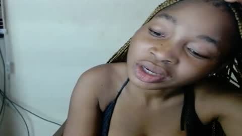 Snapshot of urflirtydoll chatting on January 15, 2:17 am urflirtydoll online show from January 15, 2:17 am