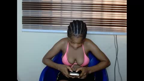 Snapshot of urflirtydoll chatting on February 9, 8:11 am urflirtydoll online show from February 9, 8:11 am