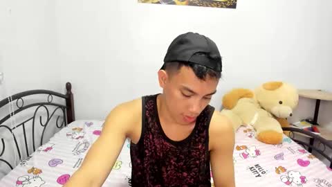 urfucker_vinz online show from March 3, 1:06 pm