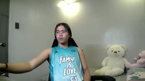 Snapshot of urfuckinghighness chatting on March 5, 5:25 am ask me online show from March 5, 5:25 am