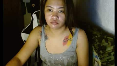 Snapshot of urfynestasian chatting on January 3, 6:33 am urfynestasian online show from January 3, 6:33 am