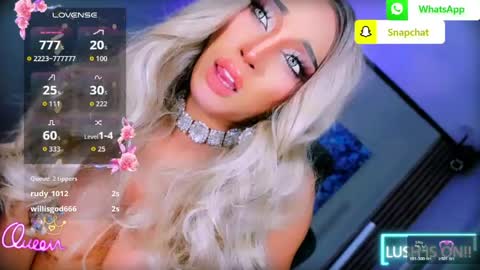 Snapshot of urgoddess_bella chatting on June 1, 6:15 am My bella 3 online show from June 1, 6:15 am