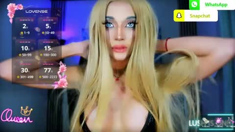 Snapshot of urgoddess_bella chatting on June 9, 1:39 am My bella 3 online show from June 9, 1:39 am