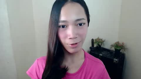 Snapshot of urhot_athena chatting on October 6, 4:21 am urhot_athena online show from October 6, 4:21 am