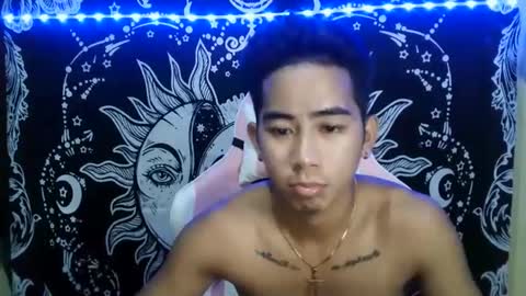 Snapshot of urhot_joshxx chatting on March 3, 2:15 pm Josh online show from March 3, 2:15 pm