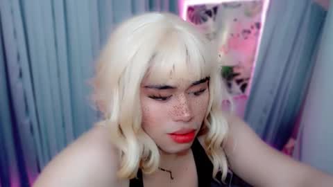 urhotdexie69 online show from September 20, 6:31 pm