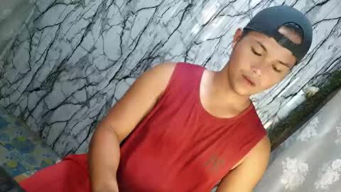 urhotfucker_eric online show from April 27, 7:28 am