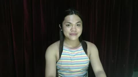 urhottie_bella online show from May 15, 7:10 pm