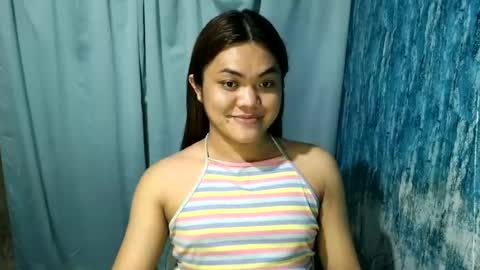 urhottie_bella online show from June 16, 12:19 pm