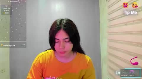 Snapshot of urhottie_nova chatting on February 13, 4:03 pm urhottie_nova online show from February 13, 4:03 pm