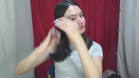 Snapshot of urhottiest_katey chatting on December 20, 7:01 am Katey online show from December 20, 7:01 am