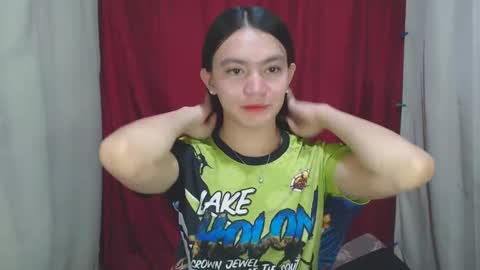 Snapshot of urhottiest_katey chatting on December 30, 5:34 pm Katey online show from December 30, 5:34 pm